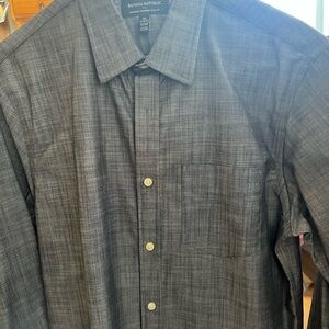 Beautiful Banana  Republic Mens Shirt